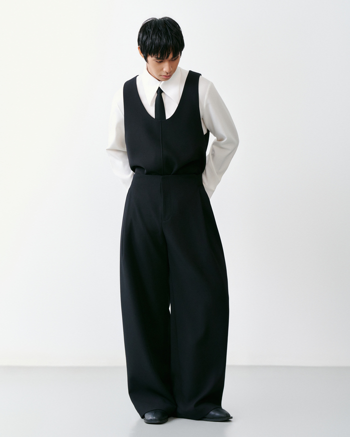 LIAN PLEATED TROUSERS